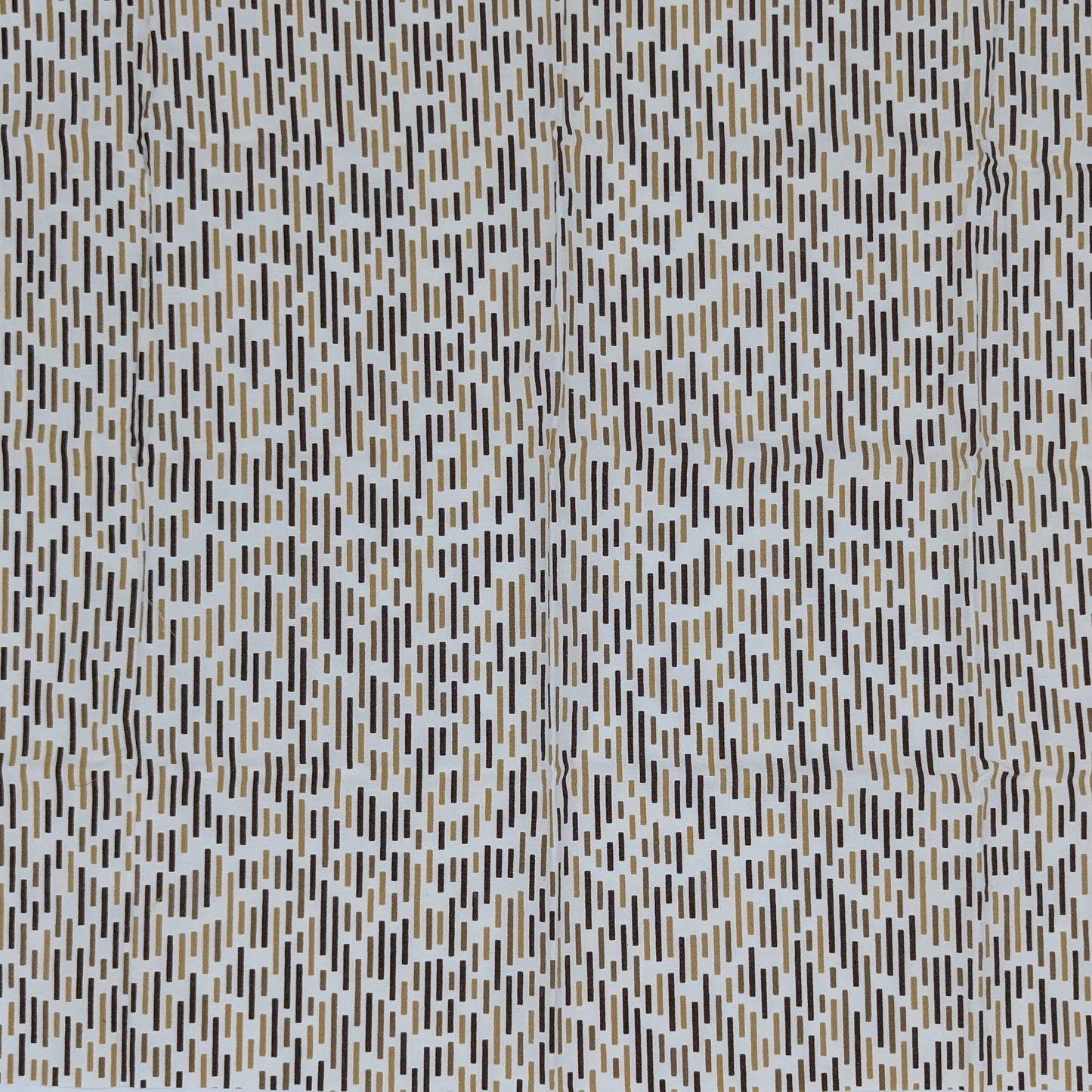 Quarter Yard Fabric 18"x24" - 100% Upcycled - Geometric Lines